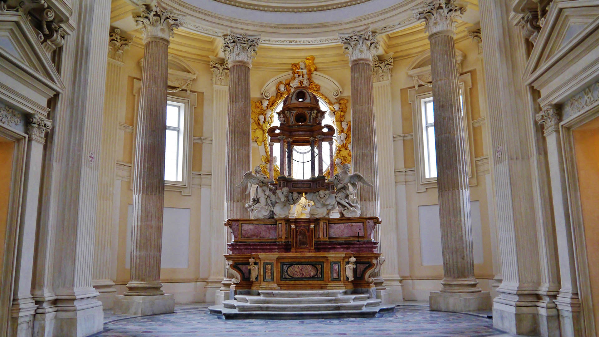 Venaria_Reale_Reggia_di_Venaria_Reale_Chiesa_di_Sant'Uberto_Interno_Coro_1-