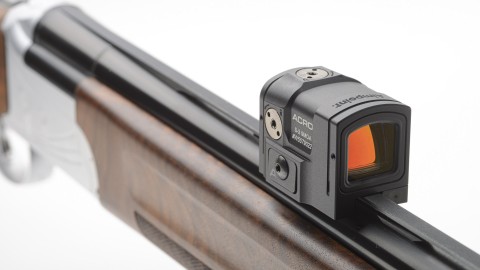 Aimpoint Acro S-2: il punto rosso per la canna liscia, anche a pallini