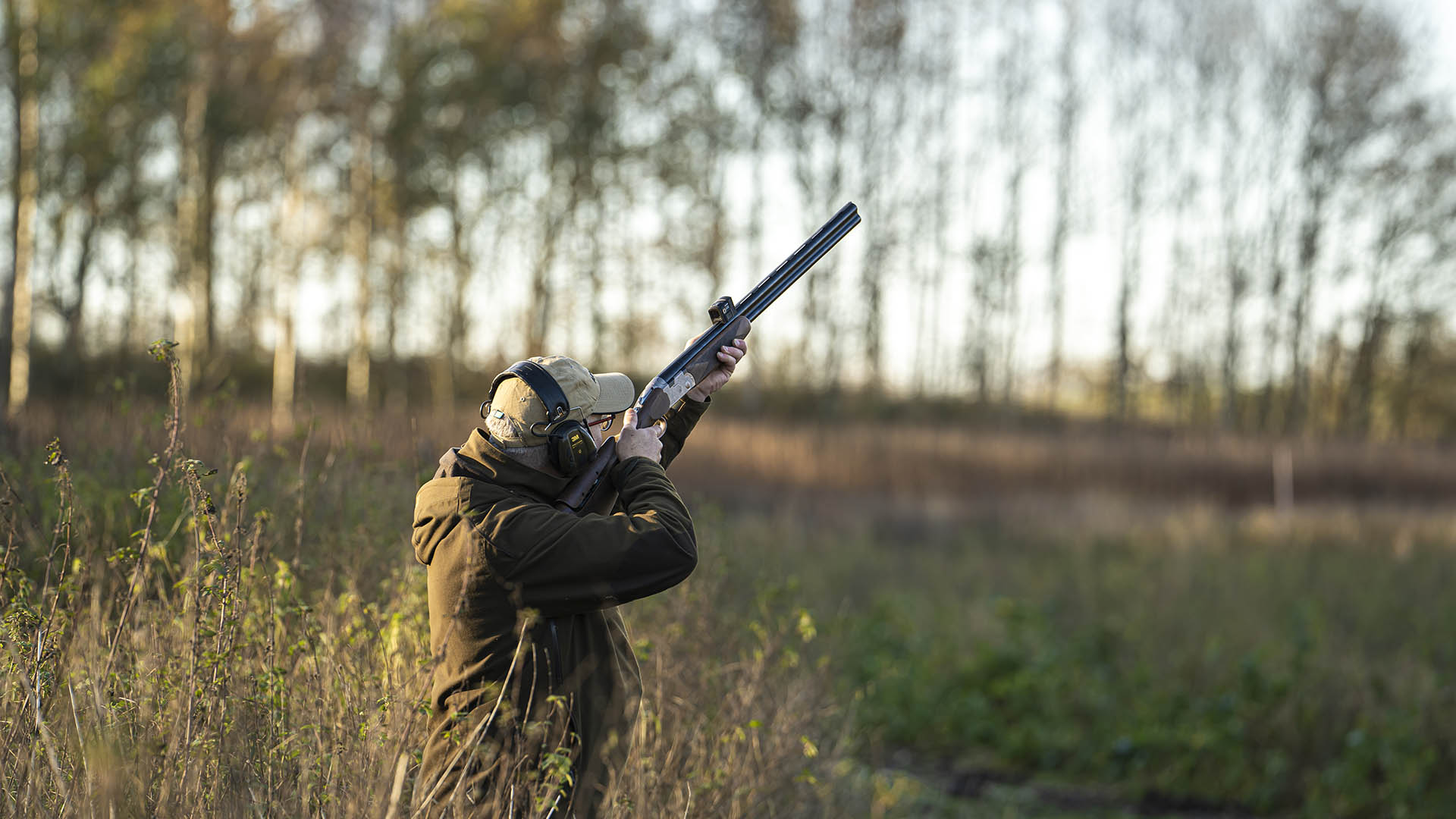 L'Acro S-2 di Aimpoint si presta a una molteplicità d'impieghi con la munizione spezzata: spiccano, a parere dell'autore, quelli che prevedono tiri più meditati (caccia alla selvaggina migratoria)