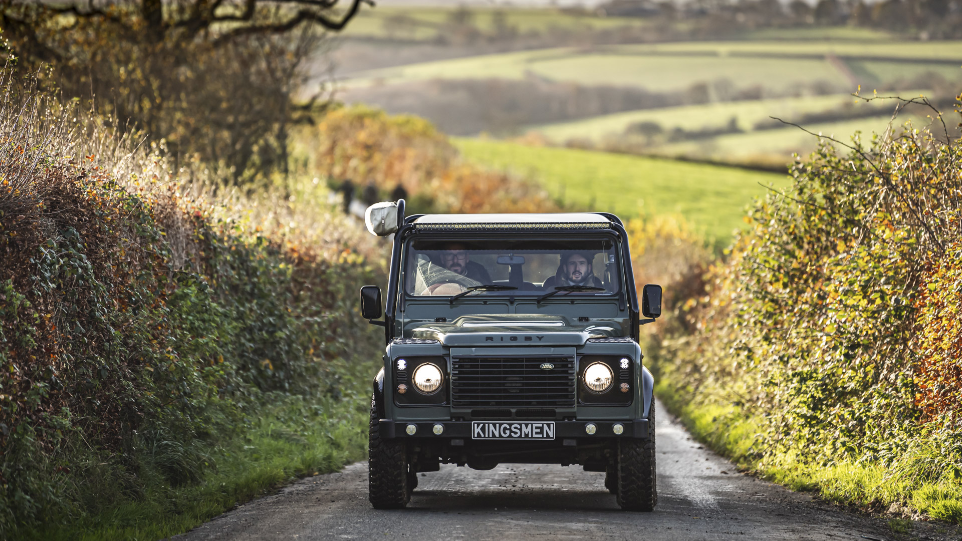 A caccia nel Devon. L'occasione  propizia per mettere alla prova la Land Rover Defender brandizzata da Rigby